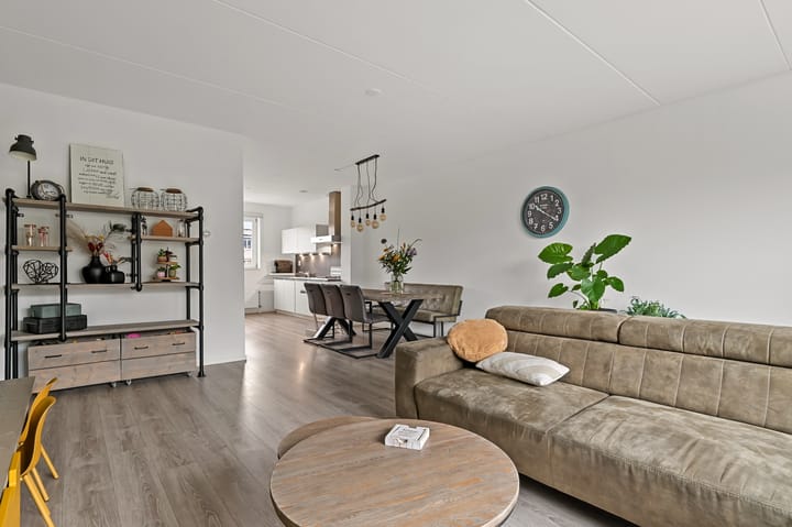 Foto 8 van Van Innevelthof 19