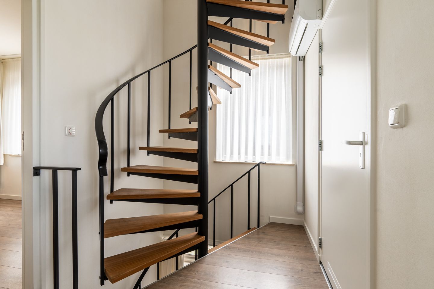 Foto 19 van Diergaarderstraat West 63