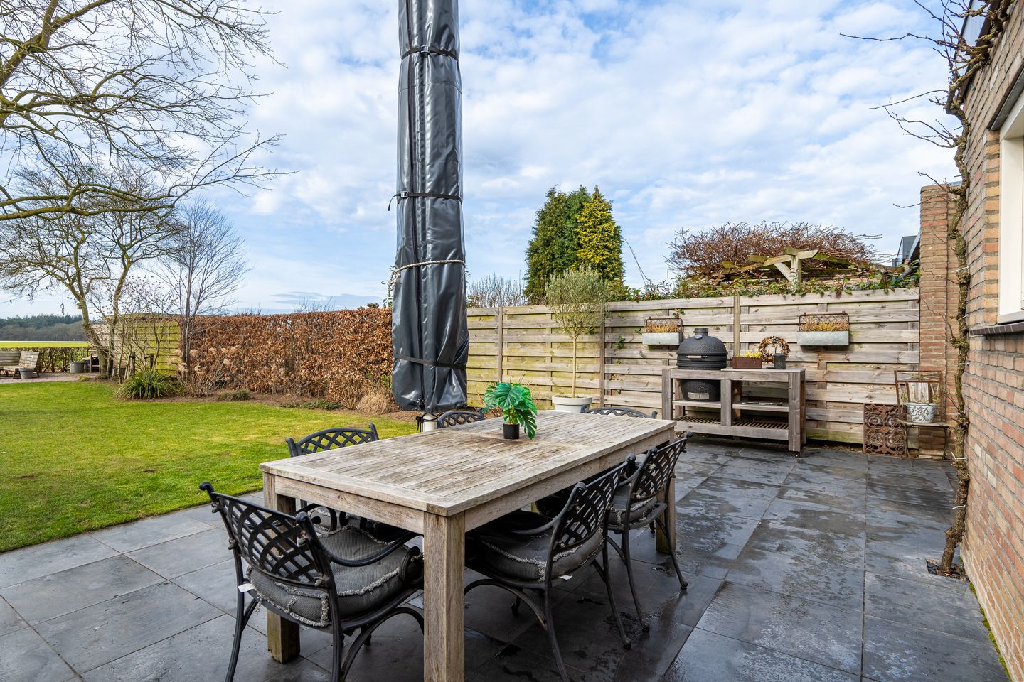 Foto 25 van Diergaarderstraat West 63