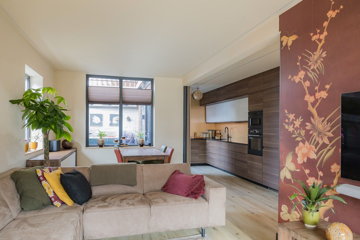 Foto 14 van Trompstraat 144