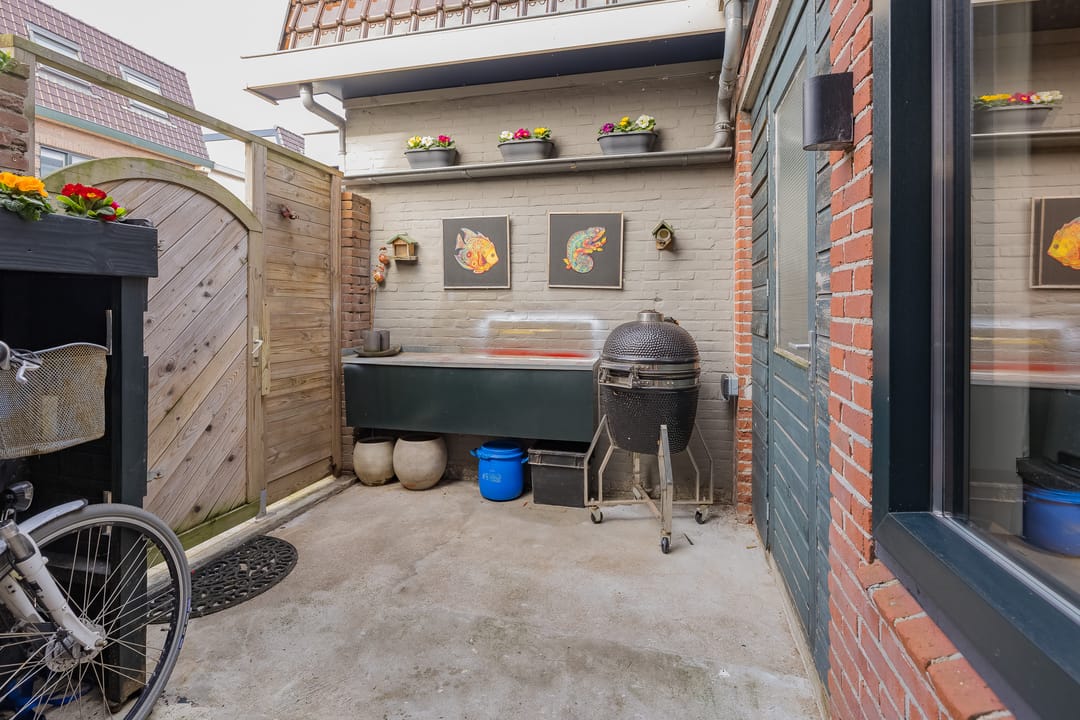 Foto 17 van Trompstraat 144