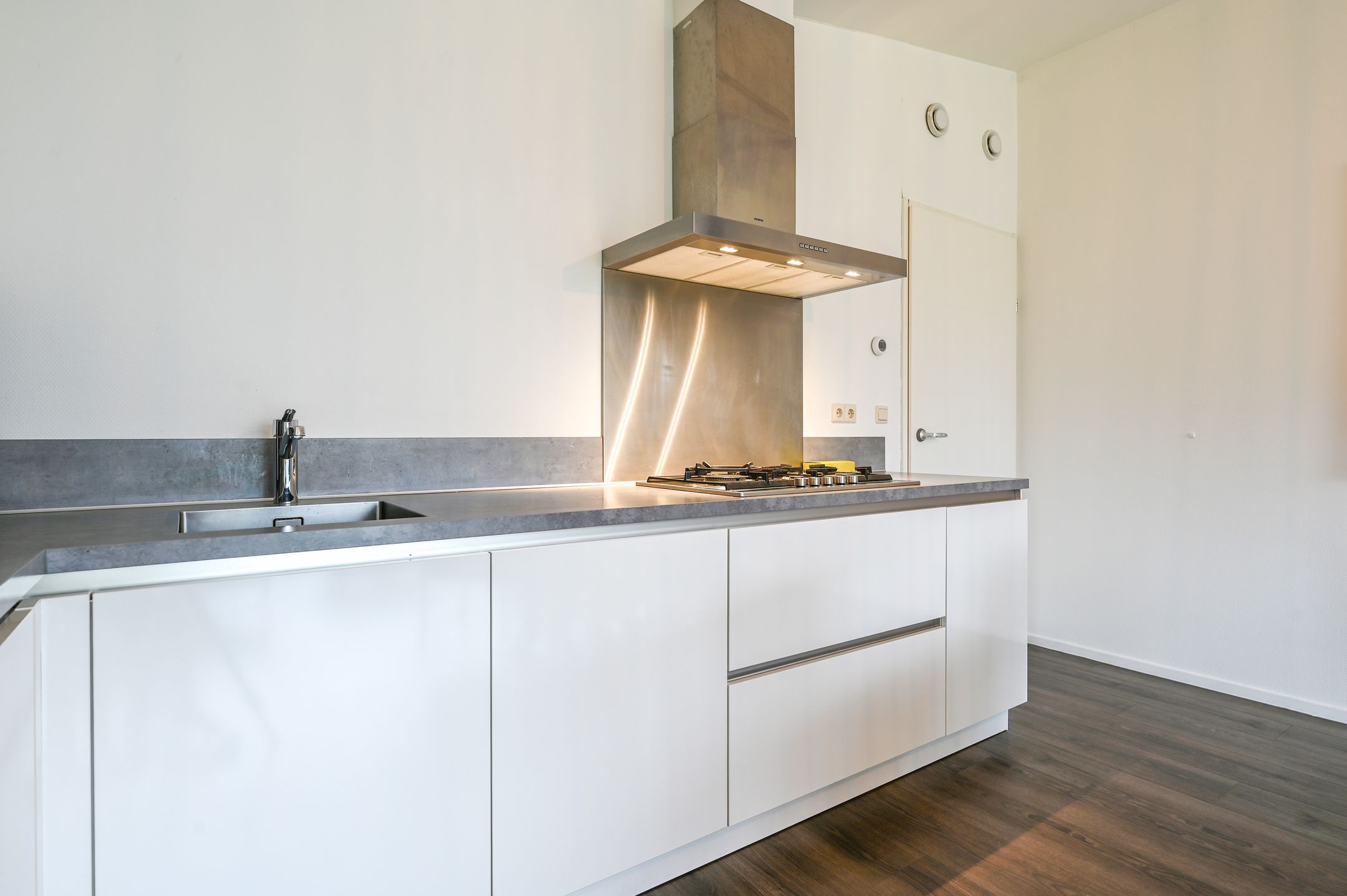 Foto 15 van Dwarsweg 73-A035