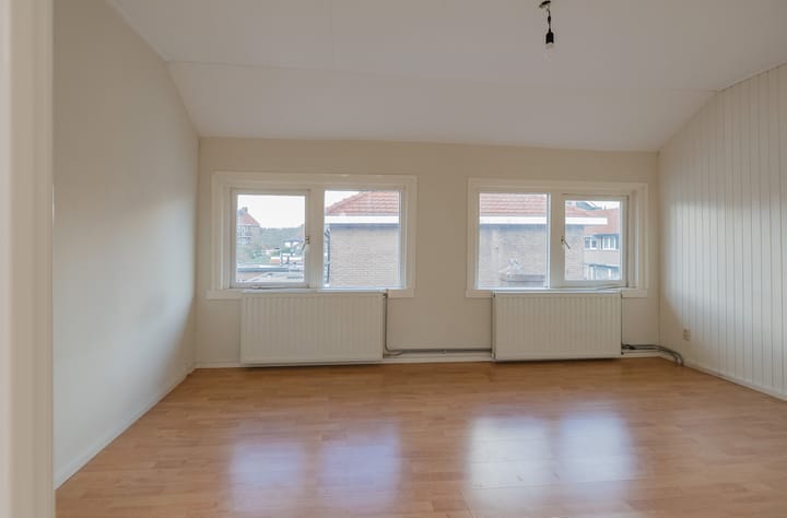 Foto 15 van Iepenstraat 18