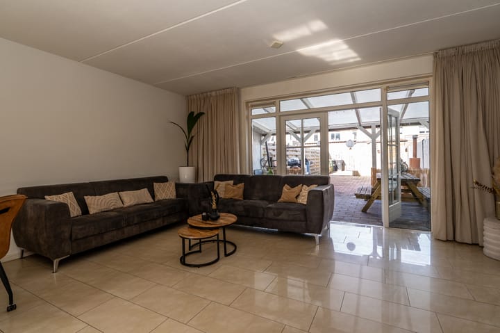 Foto 3 van Zoete Kroon 28