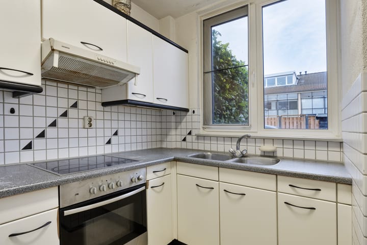 Foto 14 van Annie van Eesstraat 18