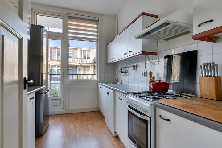 Foto 15 van Maystraat 4