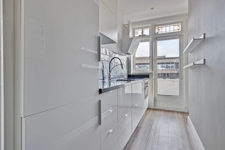 Foto 9 van Lijnbaan 132