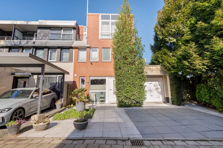 Foto 4 van Iroko 192