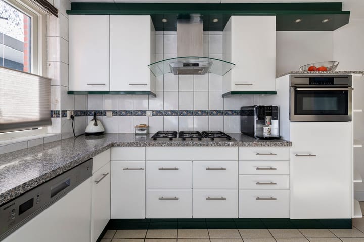 Foto 13 van Iroko 192