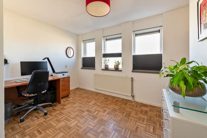 Foto 36 van Iroko 192