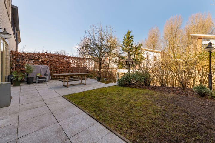 Foto 50 van Iroko 192