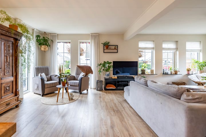 Foto 27 van Midscheeps 82