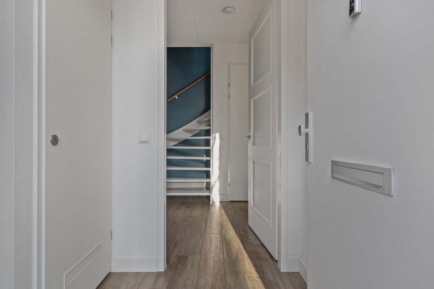 Foto 10 van Halvemaanstraat 16