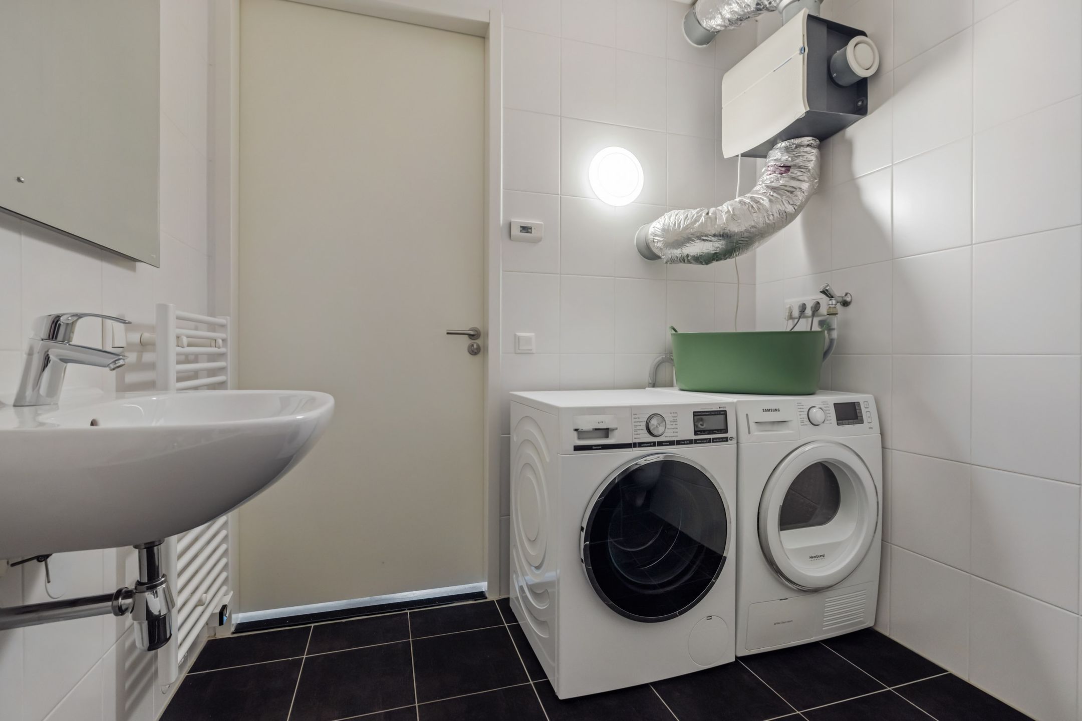 Foto 45 van Halvemaanstraat 16