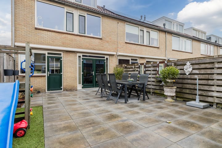 Foto 39 van Titus Brandsmastraat 2