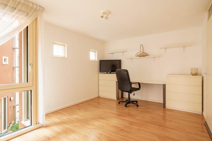 Foto 32 van Louis Davidsstraat 156