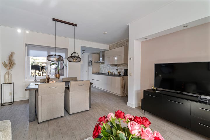 Photo 7 of G.J. van Heekstraat 22