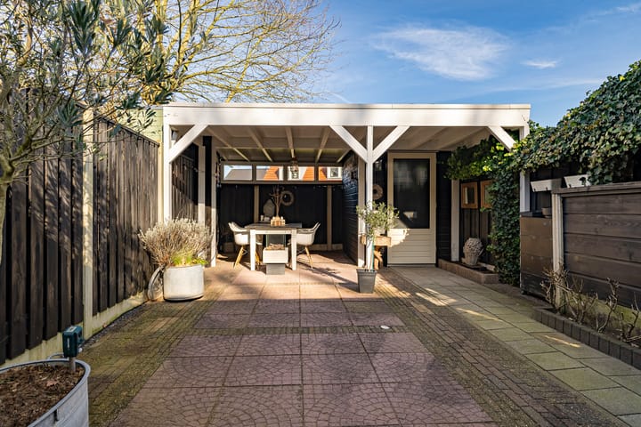 Photo 30 of G.J. van Heekstraat 22