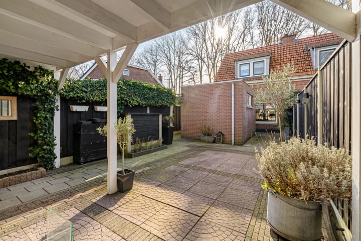 Photo 33 of G.J. van Heekstraat 22