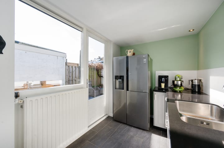 Foto 11 van van Poelgeestlaan 44