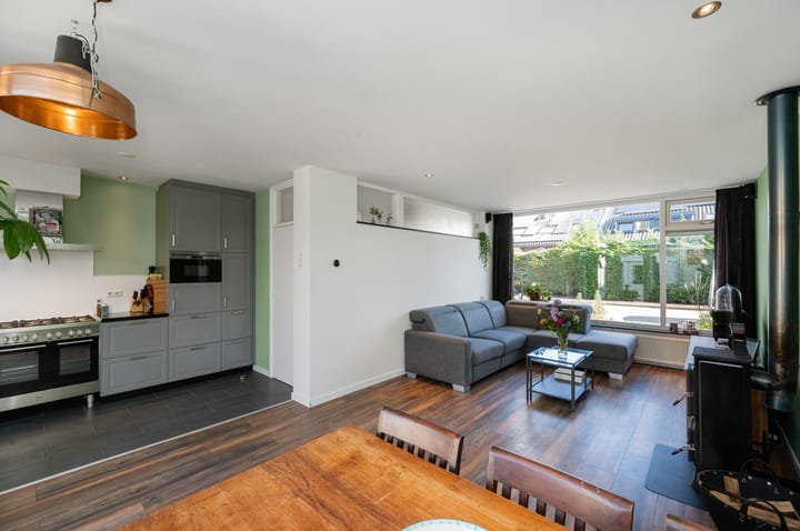 Foto 13 van van Poelgeestlaan 44