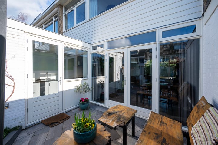 Foto 20 van van Poelgeestlaan 44