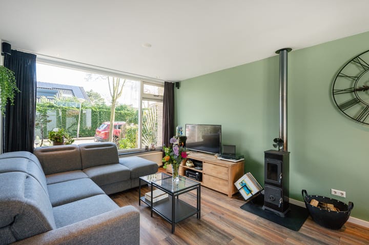 Foto 14 van van Poelgeestlaan 44