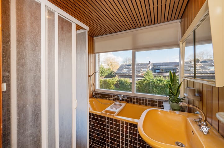 Foto 29 van van Poelgeestlaan 44