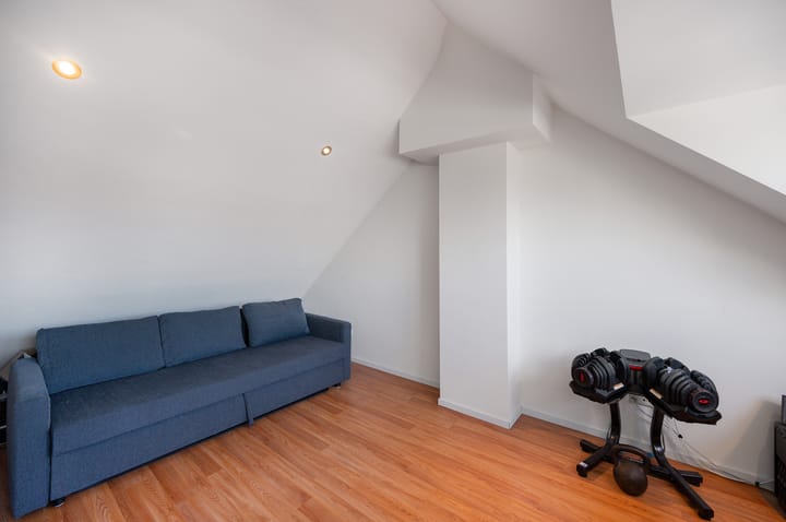 Foto 33 van van Poelgeestlaan 44