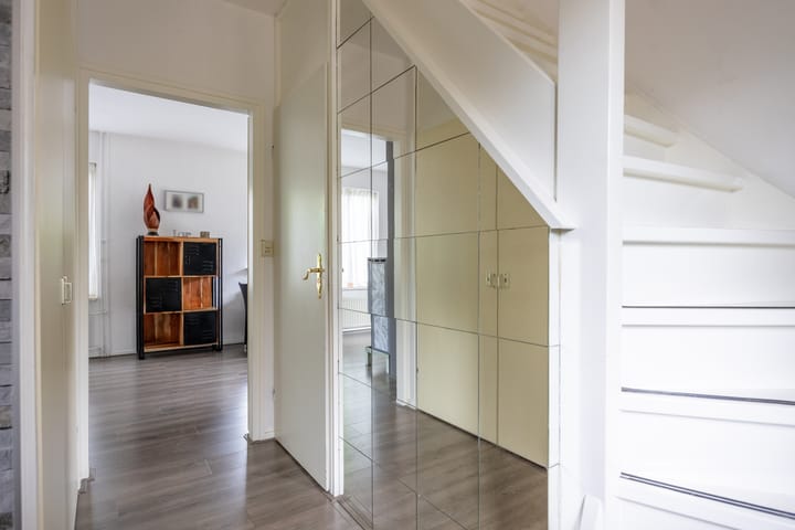 Foto 12 van Elzenlaan 4