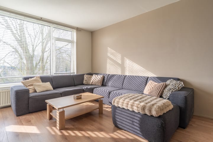 Photo 7 of Schaepmanstraat 139