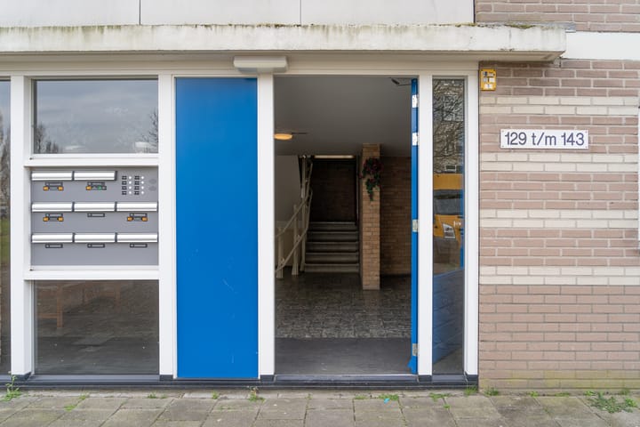 Photo 19 of Schaepmanstraat 139