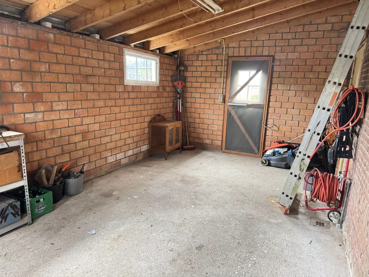 Photo 36 of Roosjesweg 4