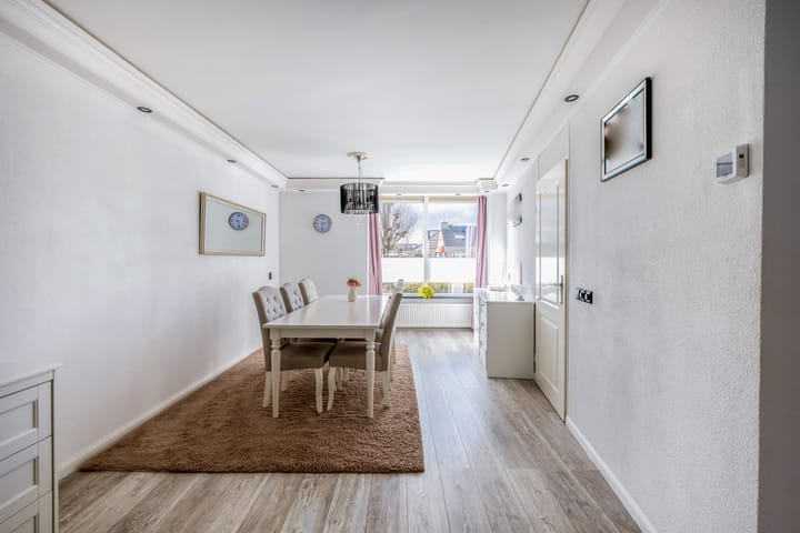 Foto 10 van Junolaan 46