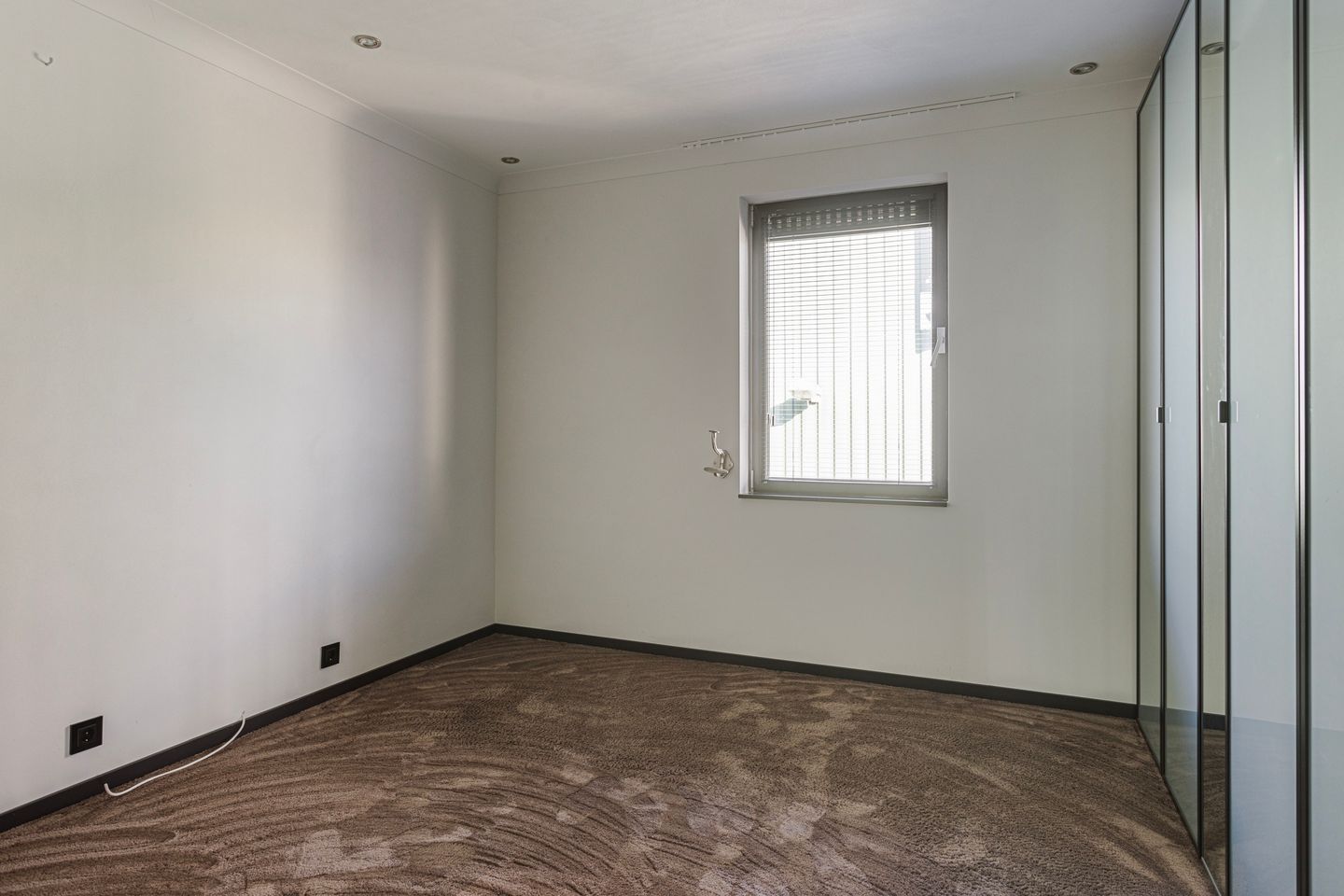 Photo 59 of Struikhei 21