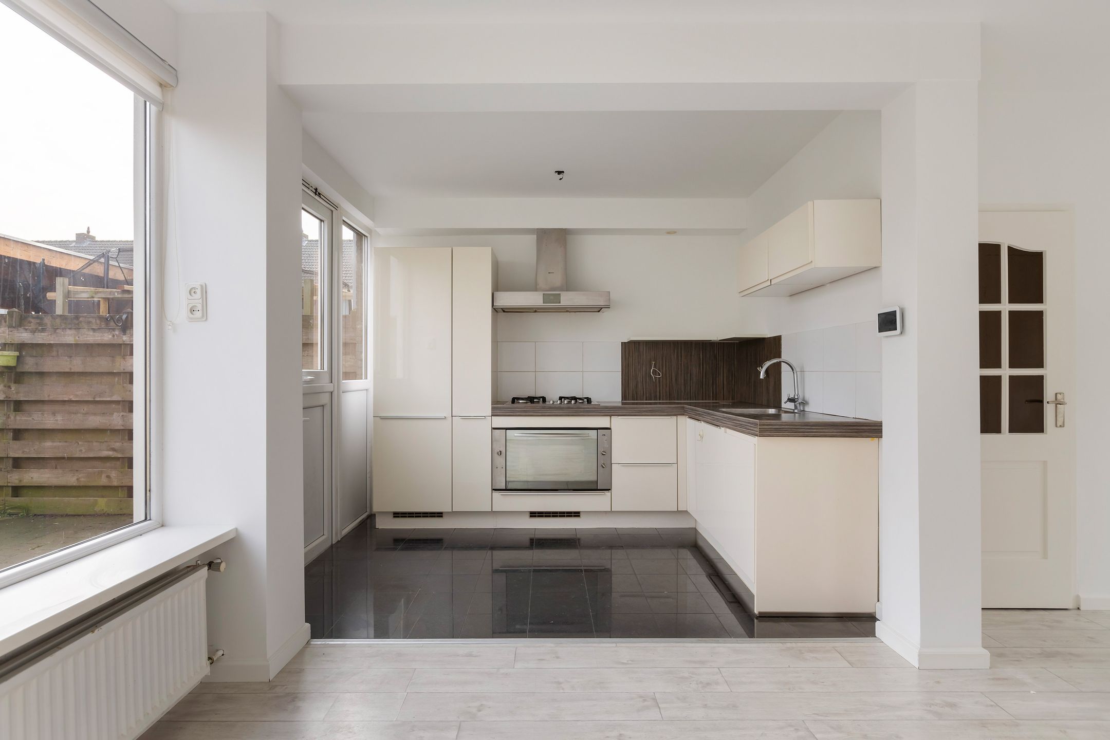 Foto 3 van Van Hogendorplaan 53