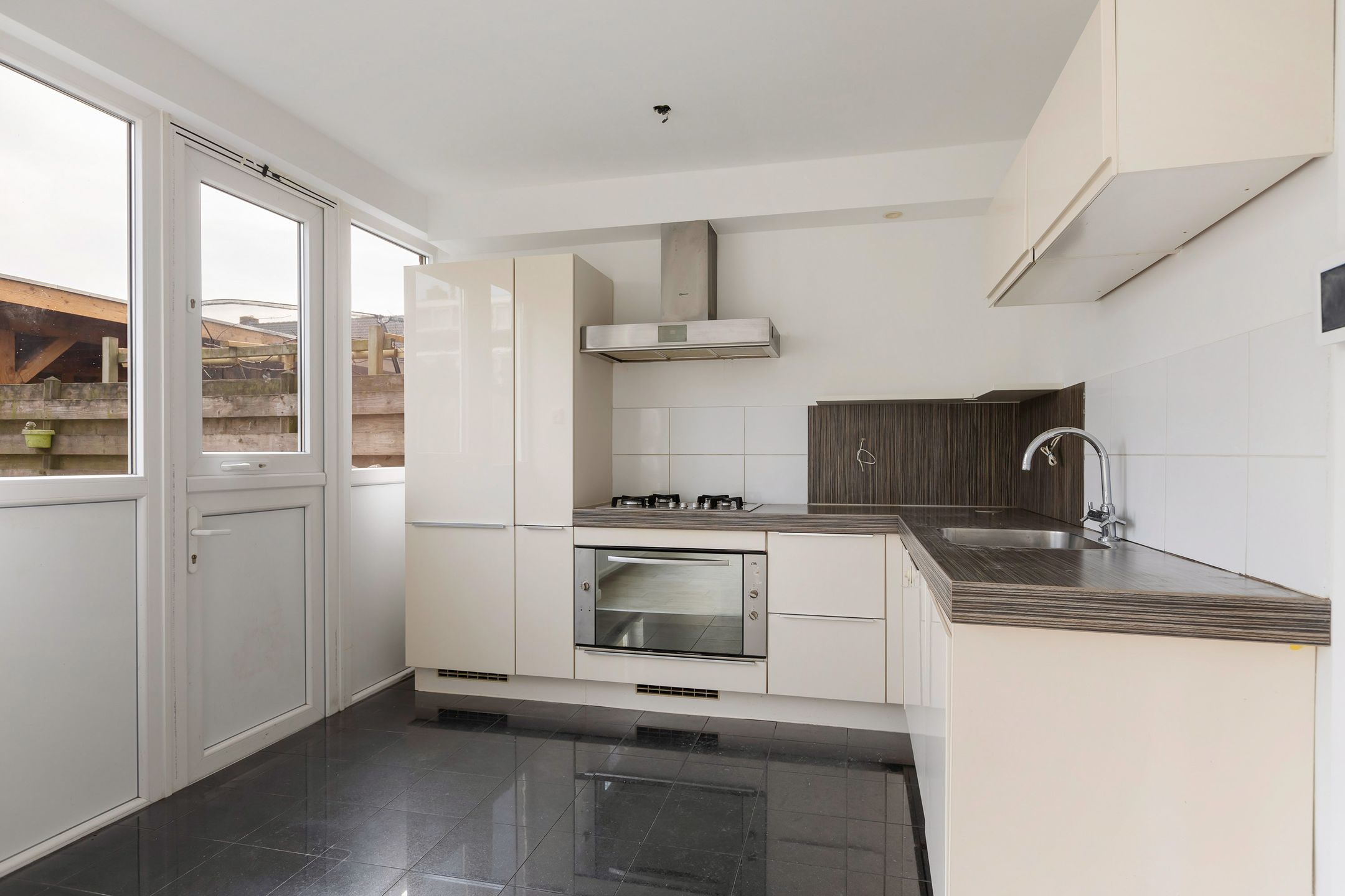 Foto 9 van Van Hogendorplaan 53