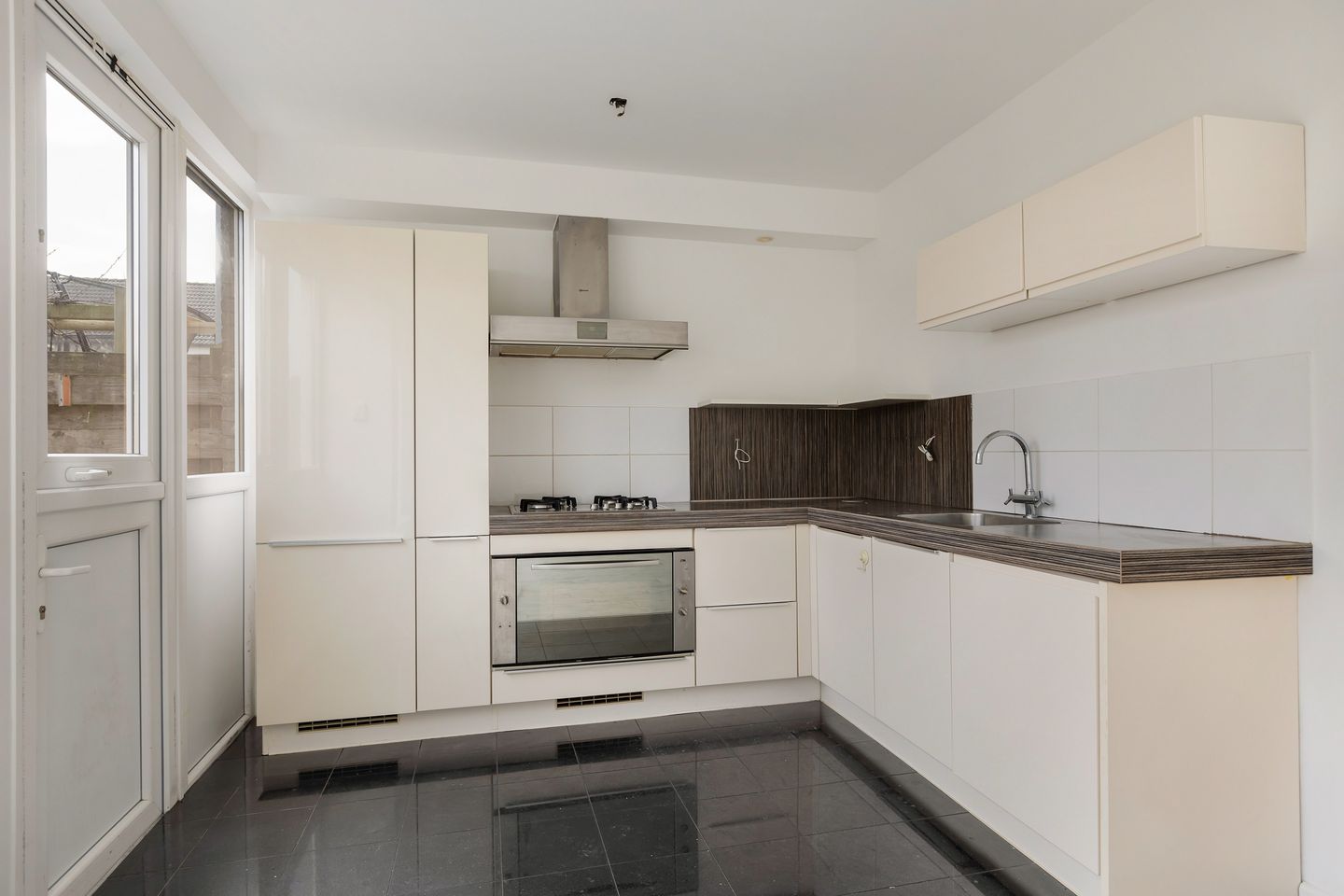 Foto 10 van Van Hogendorplaan 53