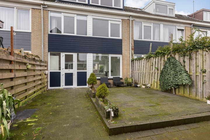 Photo 14 of Van Hogendorplaan 53