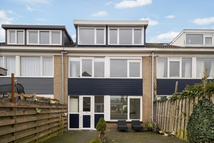 Photo 17 of Van Hogendorplaan 53