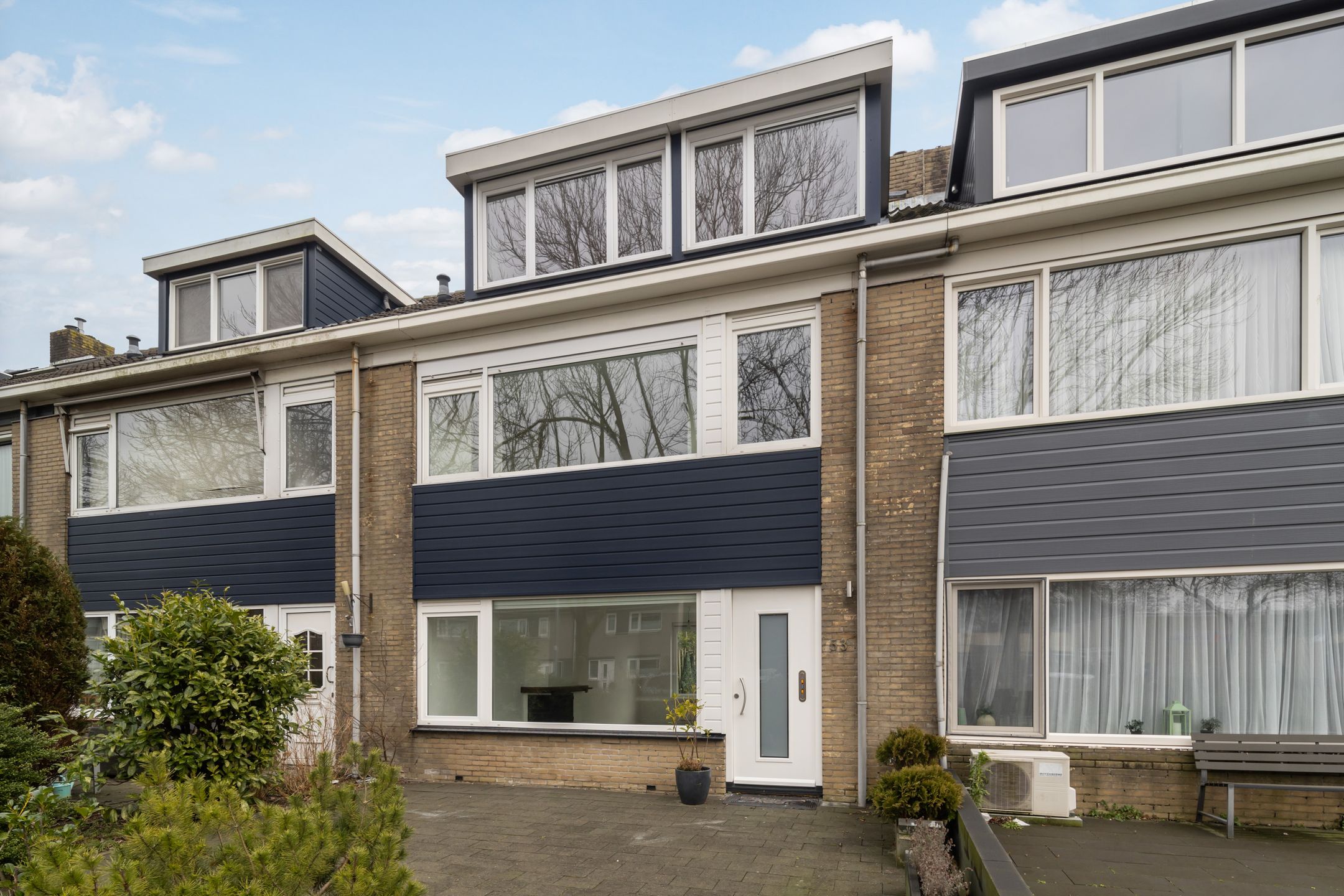 Foto 42 van Van Hogendorplaan 53