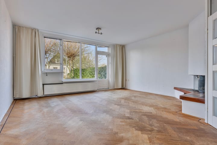 Foto 7 van Camilo Torresplein 5