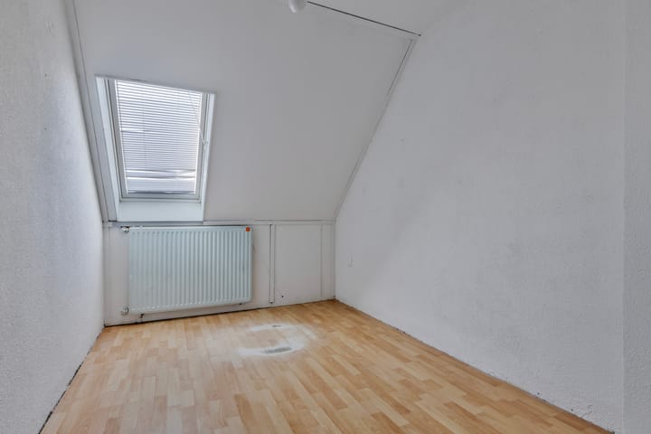 Foto 18 van Camilo Torresplein 5