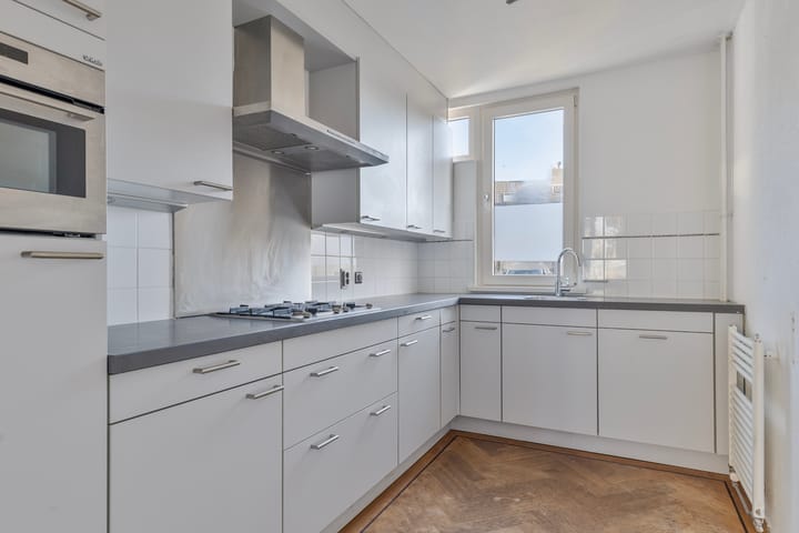 Foto 3 van Camilo Torresplein 5