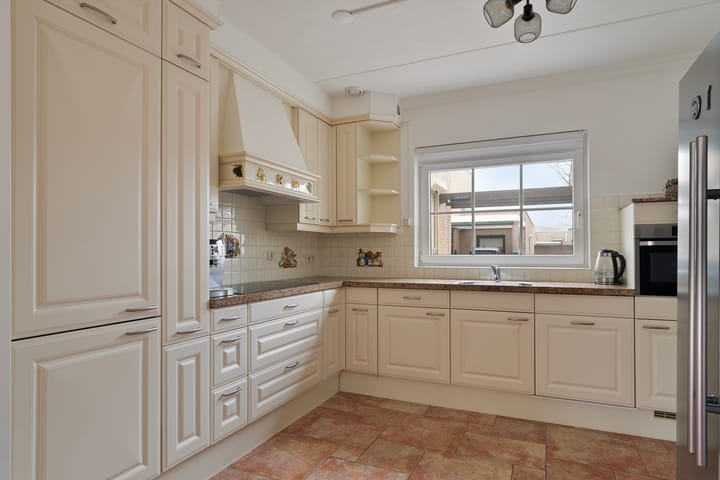 Foto 6 van Braceletstraat 7