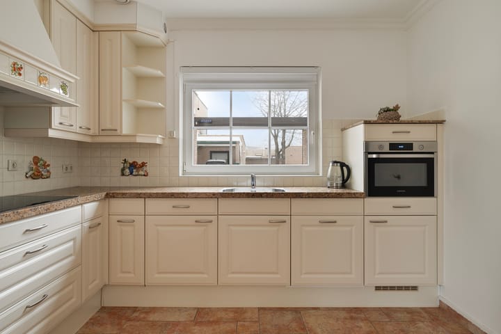 Foto 8 van Braceletstraat 7