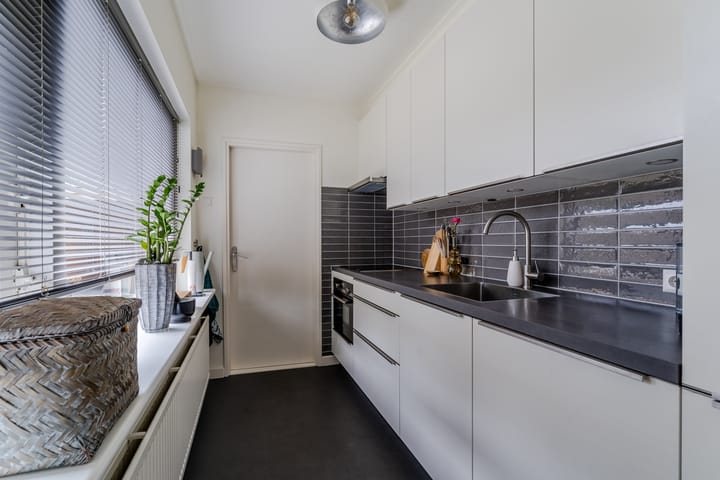 Foto 12 van Van Eedenstraat 25