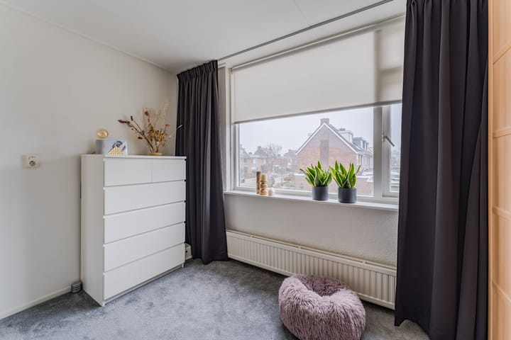 Foto 20 van Van Eedenstraat 25