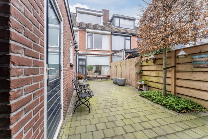 Foto 36 van Van Eedenstraat 25