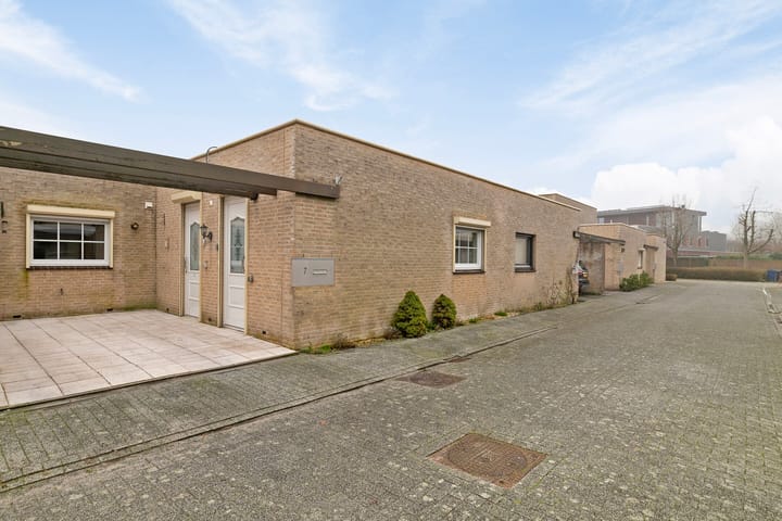 Foto 1 van Braceletstraat 7